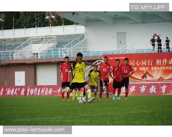 实时新闻科学足球团队协作训练方法探索与实践提升团队默契与竞技水平